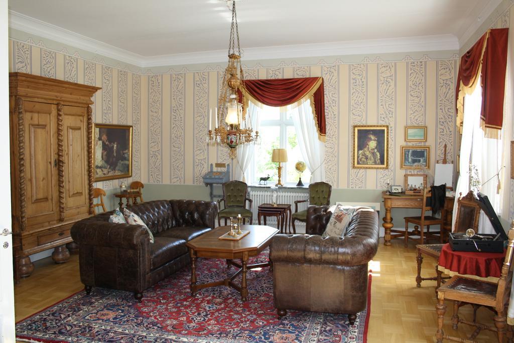Stiftsgarden Hostel Шеллефтео Экстерьер фото