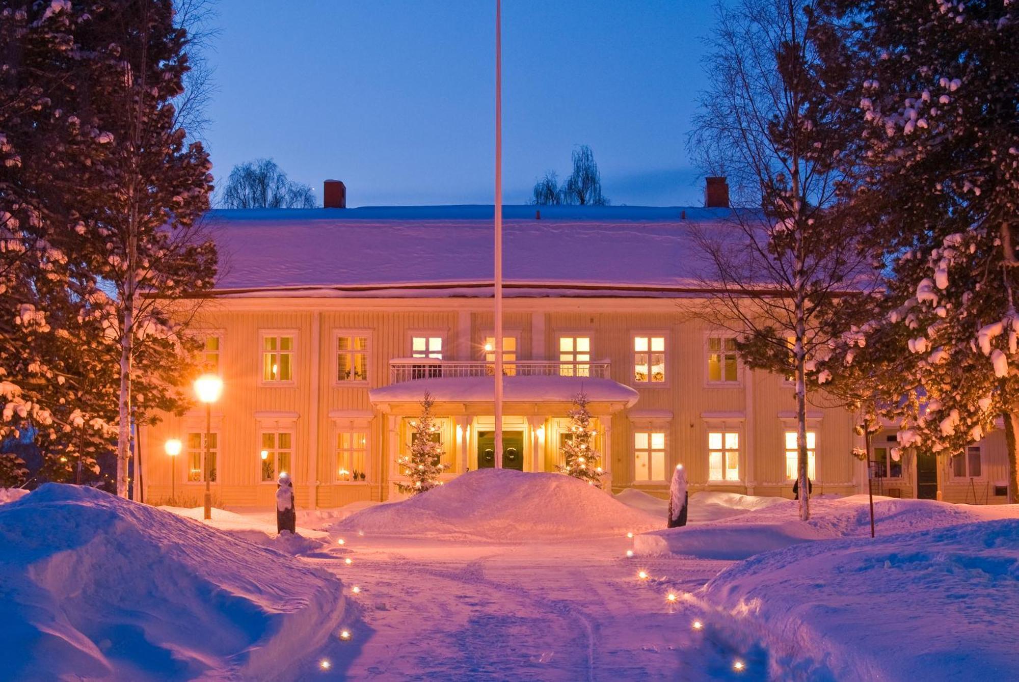 Stiftsgarden Hostel Шеллефтео Экстерьер фото